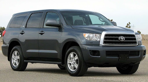 Comparing the Toyota Sequoia Vs Toyota 4Runner Size