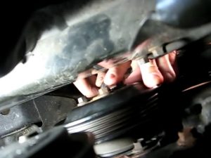 How To Remove Water Pump Pulley Without Puller: Easy DIY Guide